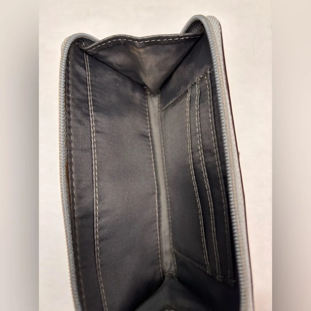 VINTAGE Coach Metallic Wristlet Wallet